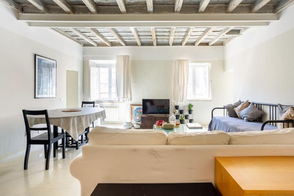 Best Authentic Apartment Monti 5 Mins From Colosseum Екстер'єр фото